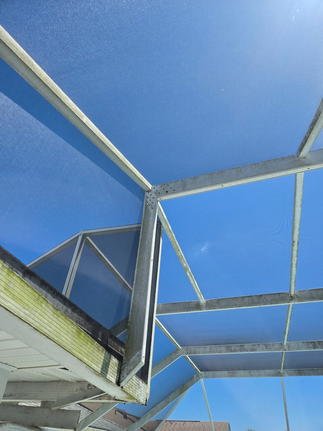 Exceptional Pool Cage Cleaning Completed in Daytona Beach, FL Thumbnail