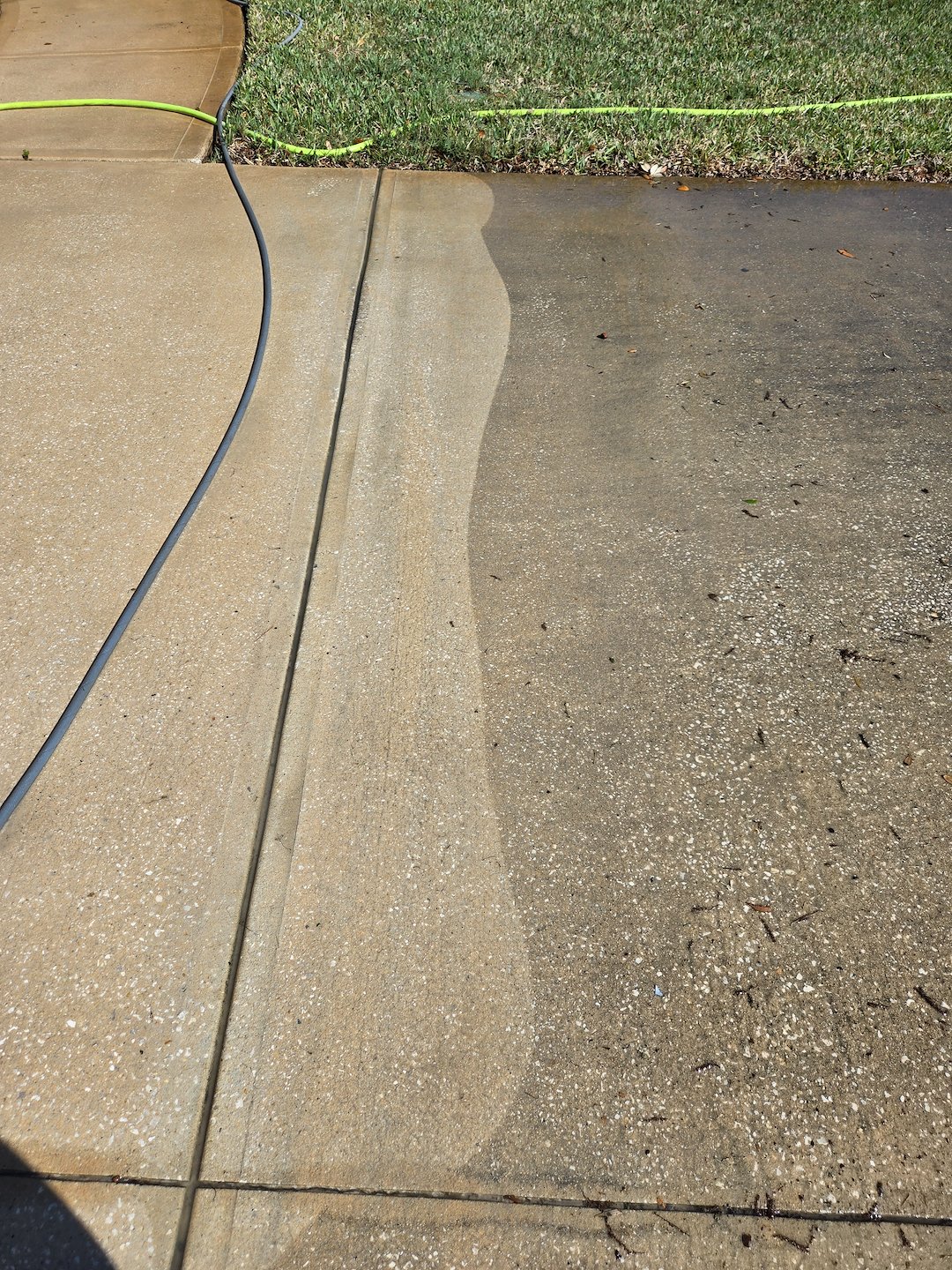 Top Quality Driveway Pressure Washing & Rust Removal at Grand Preserve – Daytona Beach, FL Thumbnail