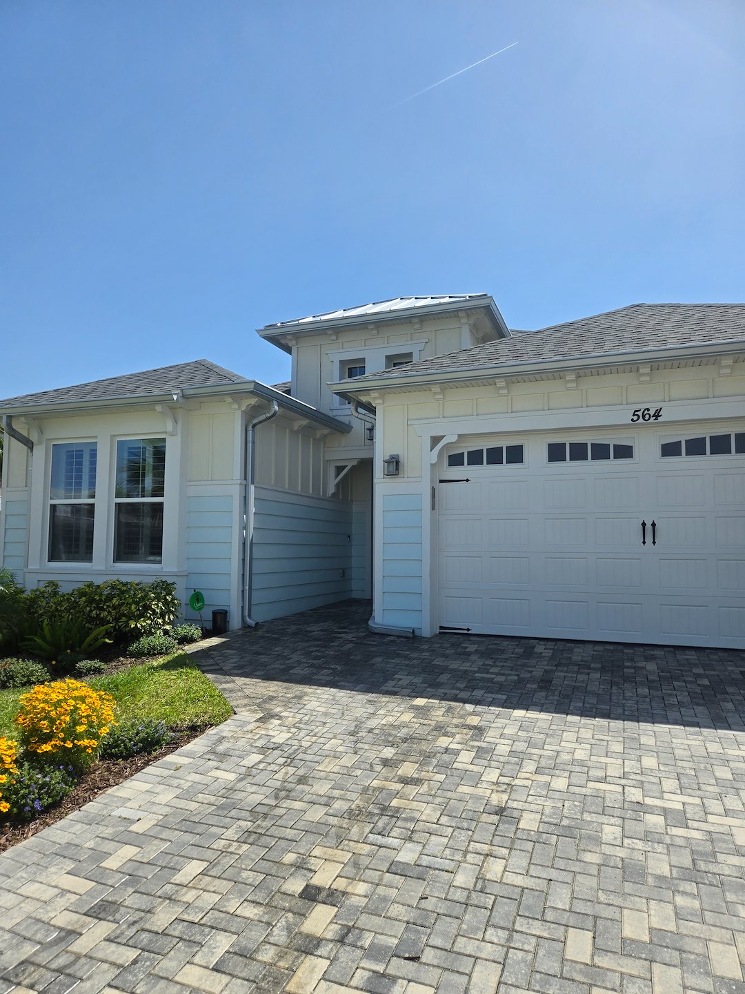 Top Quality House Wash and Paver Driveway Cleaning Performed in Daytona Beach, FL Thumbnail