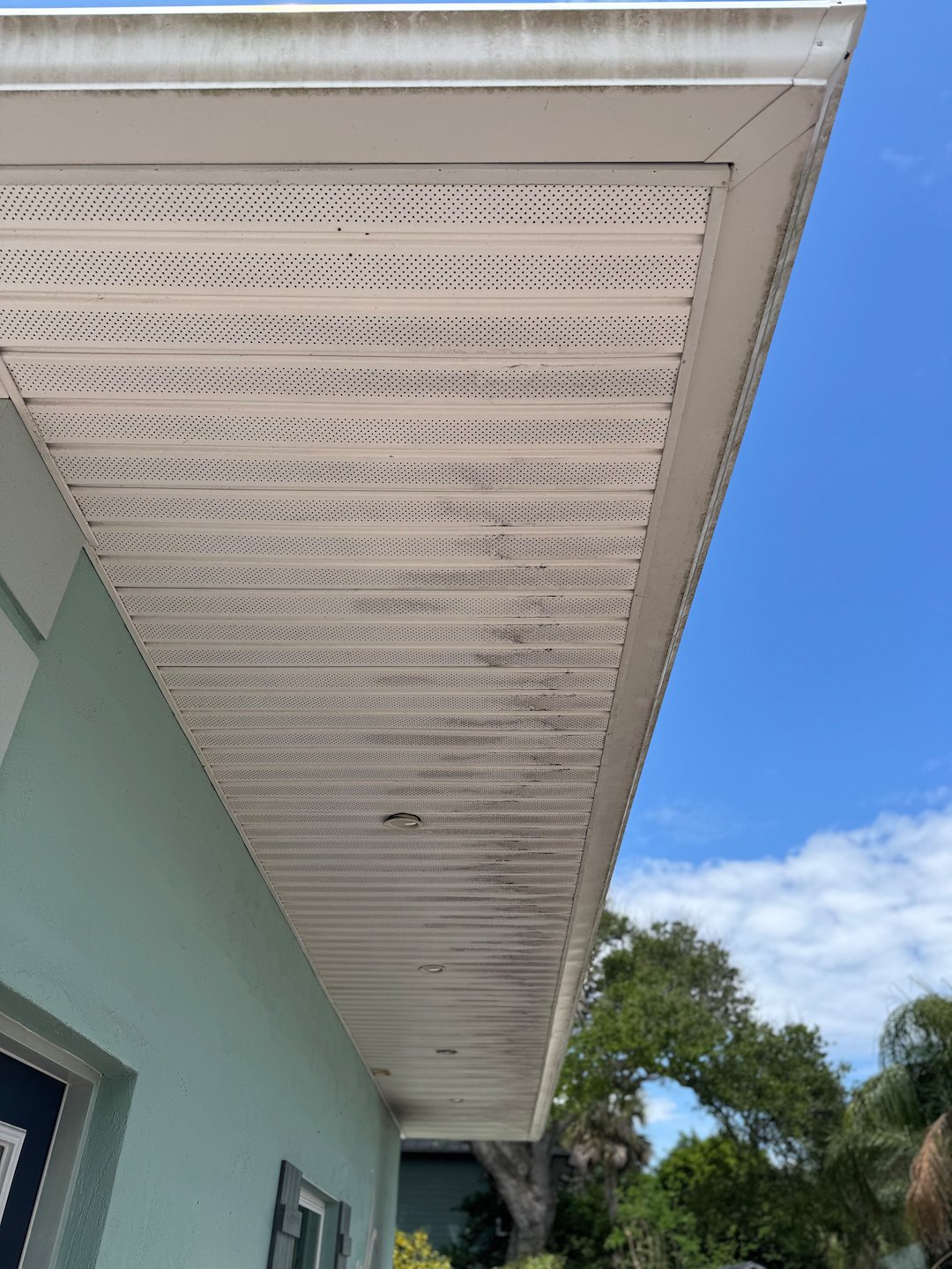 Top Quality House Wash & Paver Cleaning Performed in New Smyrna Beach, FL Thumbnail